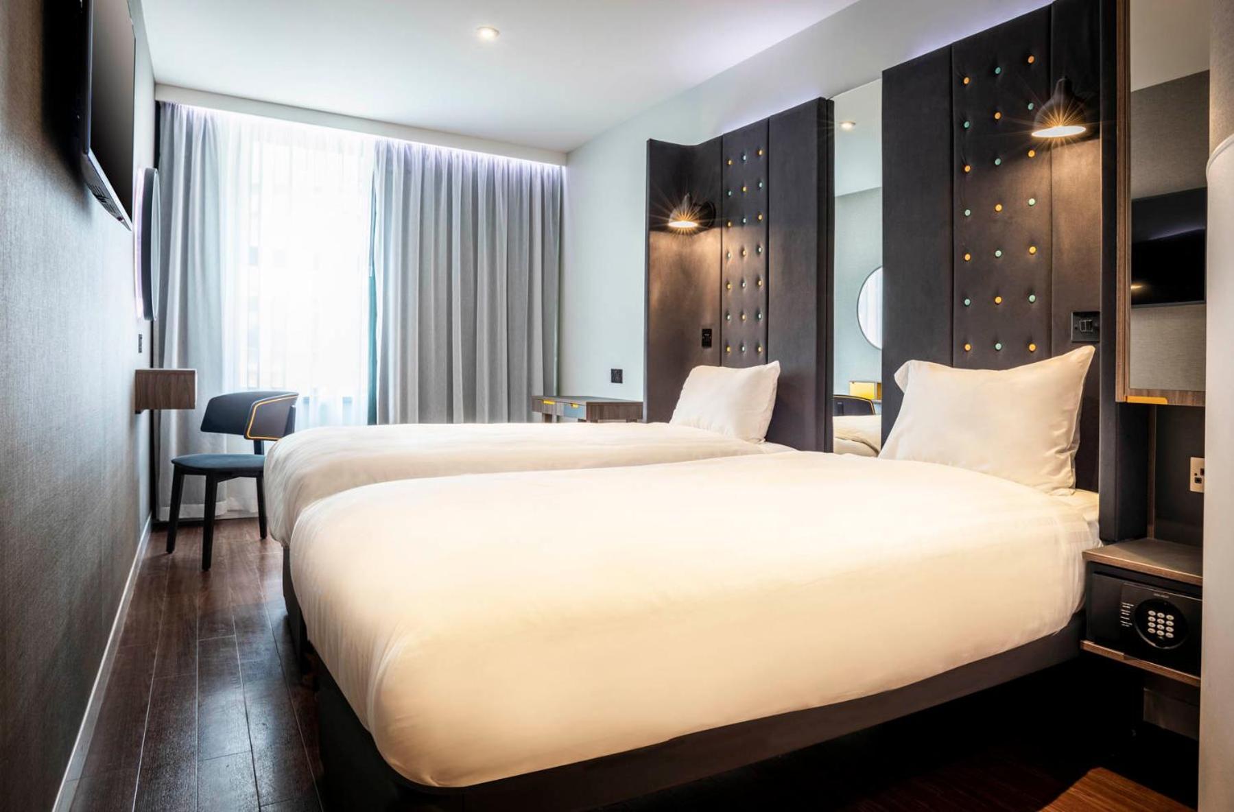 พอยต์ เอ โฮเต็ล ลอนดอน คานารีวาร์ฟ Hotel ภายนอก รูปภาพ